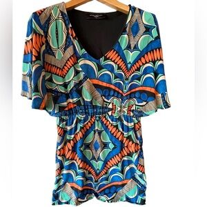 🔥🖤Akira Chicago size M tunic top with rich, vibrant colors! 100% silk!